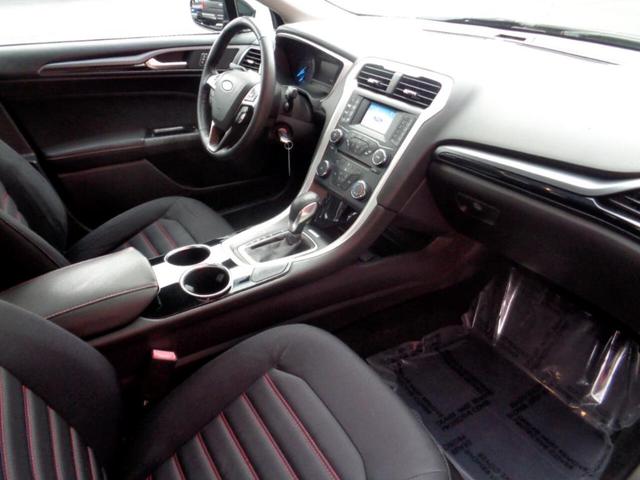 Photo of 2013 Black Ford Fusion