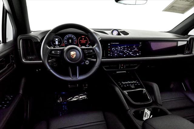 Photo of 2024 Carrara White Metallic Porsche Cayenne