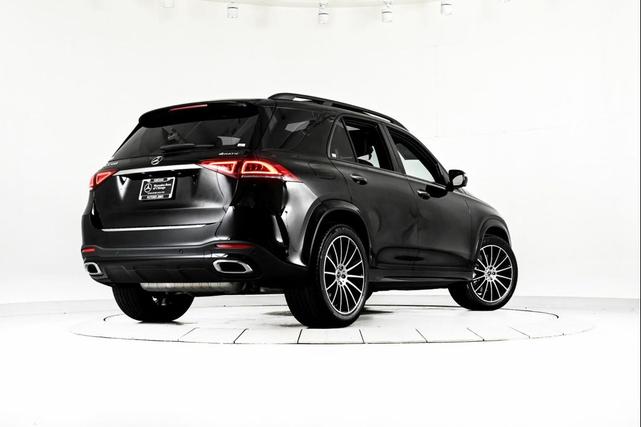 Photo of 2023 Black Mercedes-Benz GLE 450