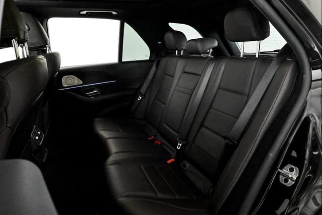 Photo of 2023 Black Mercedes-Benz GLE 450