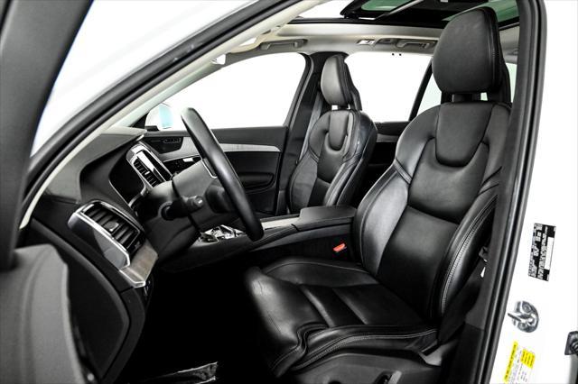 Photo of 2022 CRYSTAL WHITE MET Volvo XC90 Recharge Plug-In Hybrid