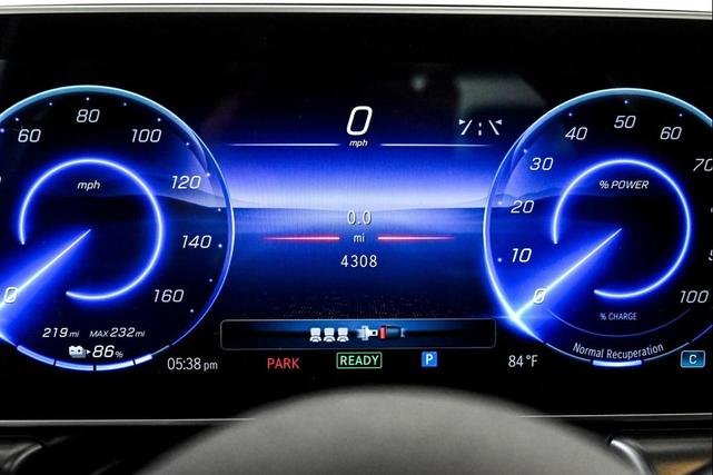 Photo of 2025 Polar White Mercedes-Benz EQE 350