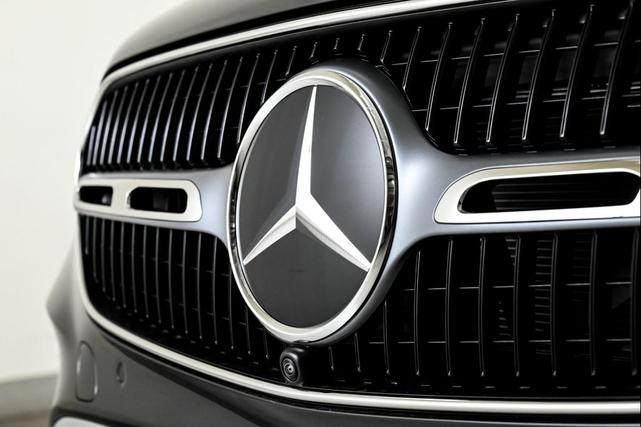 Photo of 2025 GRAPHITE GREY Mercedes-Benz GLC 350e
