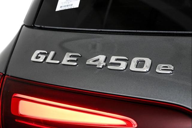 Photo of 2026 SELENITE GREY Mercedes-Benz GLE 450e