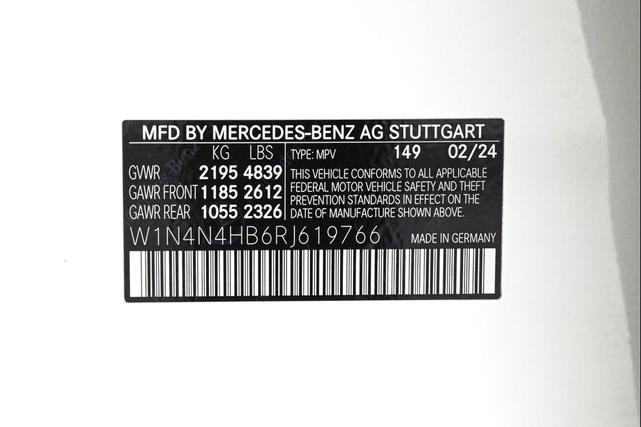 Photo of 2024 Polar White Mercedes-Benz GLA 250