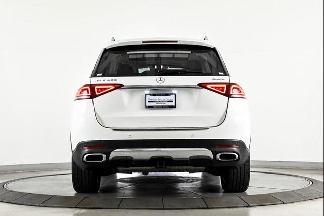 Photo of 2021 Polar White Mercedes-Benz GLE 450
