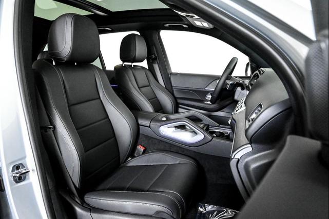 Photo of 2025 CIRRUS SILVER Mercedes-Benz GLE 450e