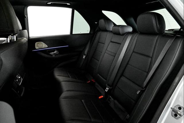 Photo of 2025 CIRRUS SILVER Mercedes-Benz GLE 450e