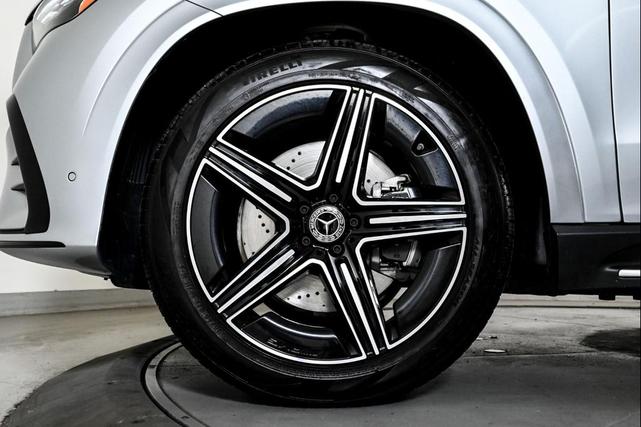 Photo of 2025 CIRRUS SILVER Mercedes-Benz GLE 450e