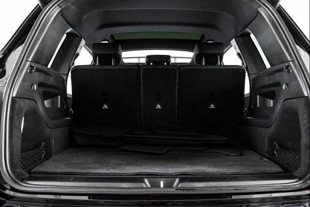 Photo of 2024 Cosmos Black Metallic Mercedes-Benz EQB 250