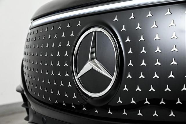 Photo of 2024 Cosmos Black Metallic Mercedes-Benz EQB 250