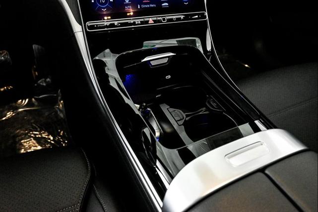 Photo of 2024 Black Mercedes-Benz C-Class