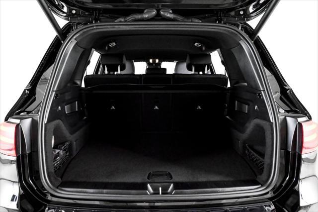 Photo of 2025 Night Black Mercedes-Benz GLB 250
