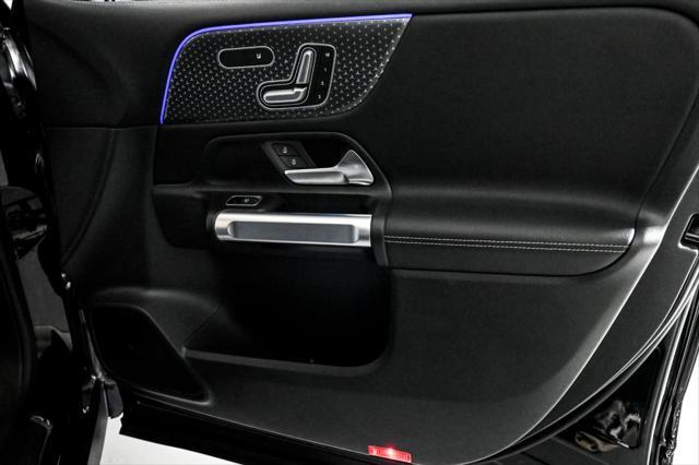 Photo of 2025 Night Black Mercedes-Benz GLB 250