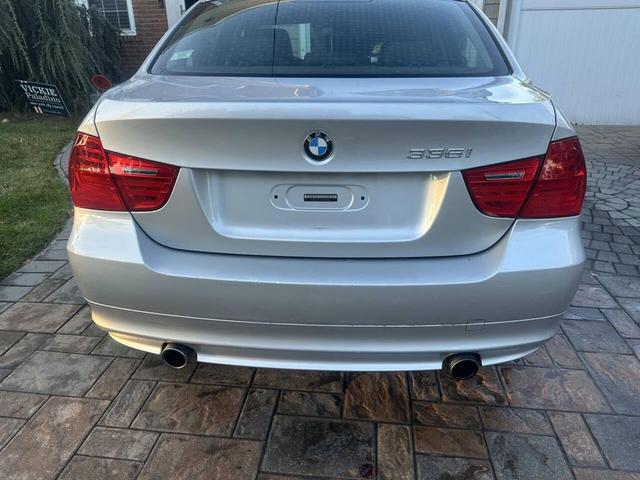 Photo of 2011 Silver BMW 335