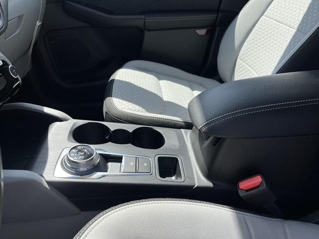 Photo of 2024 Agate Black Metallic Ford Escape