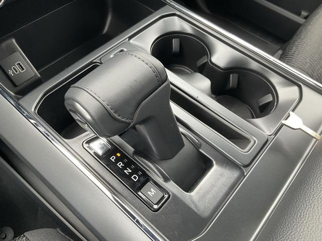Photo of 2025 Space White Metallic Ford F-150