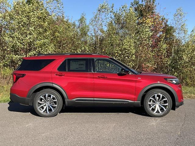 Photo of 2026 Rapid Red Metallic Tinted Clearcoat Ford Explorer