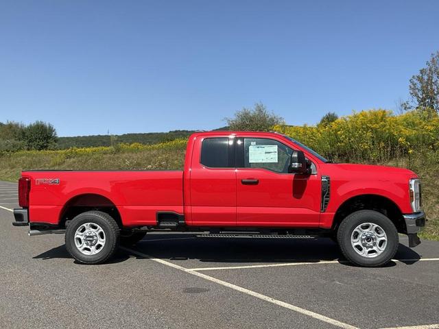 Photo of 2026 Race Red Ford F-250