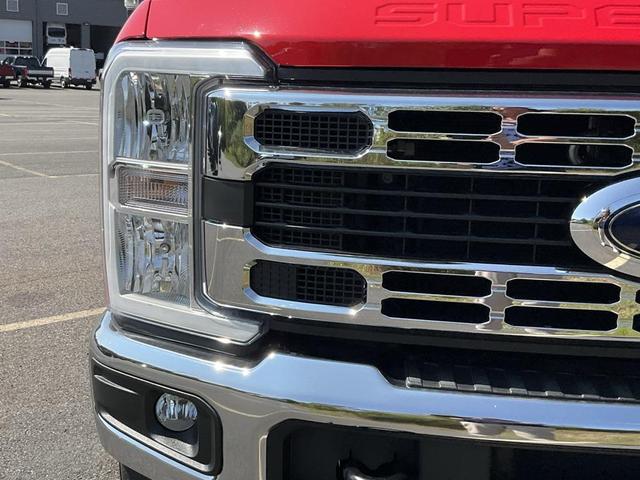 Photo of 2026 Race Red Ford F-250