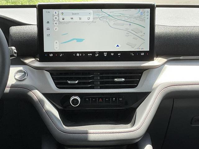 Photo of 2025 Star White Metallic Tri-Coat Ford Explorer