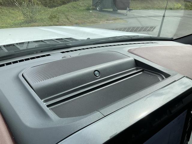 Photo of 2023 Oxford White Ford F-150
