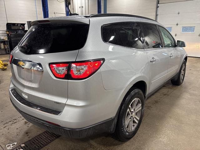 Photo of 2017 Silver Ice Metallic Chevrolet Traverse