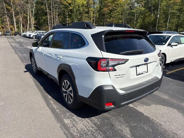 Photo of 2025 Crystal White Pearl Subaru Outback