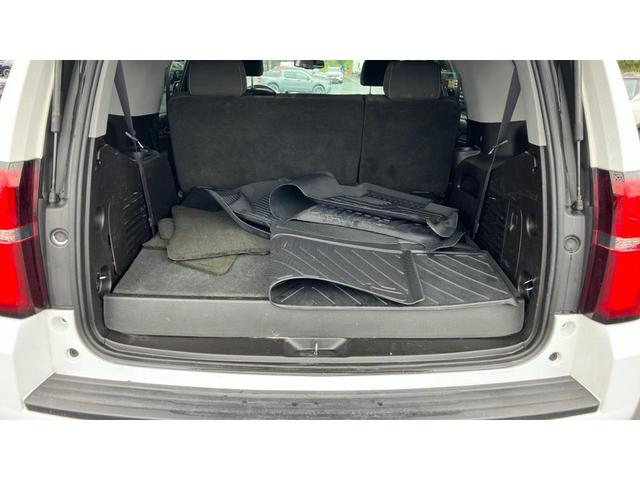 Photo of 2016 Summit White Chevrolet Tahoe