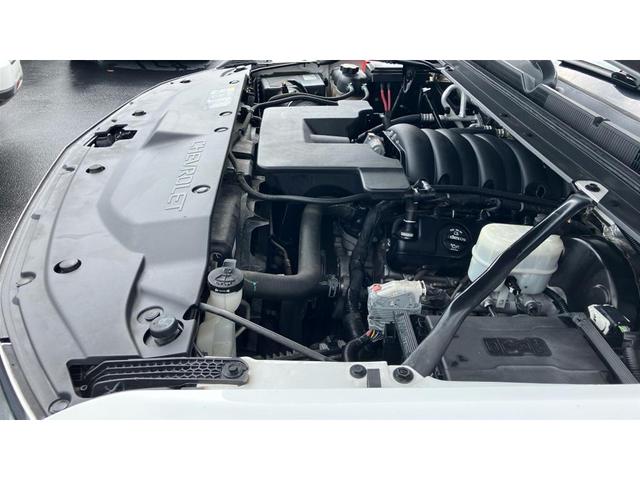 Photo of 2016 Summit White Chevrolet Tahoe