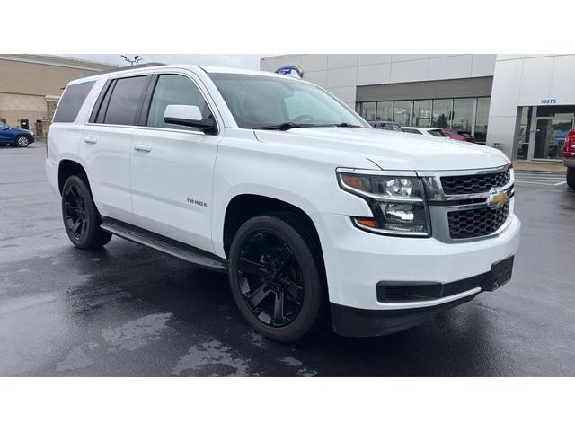 Photo of 2016 Summit White Chevrolet Tahoe