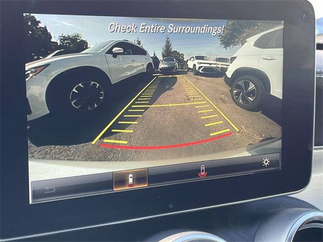 Photo of 2017 Polar White Mercedes-Benz C-Class