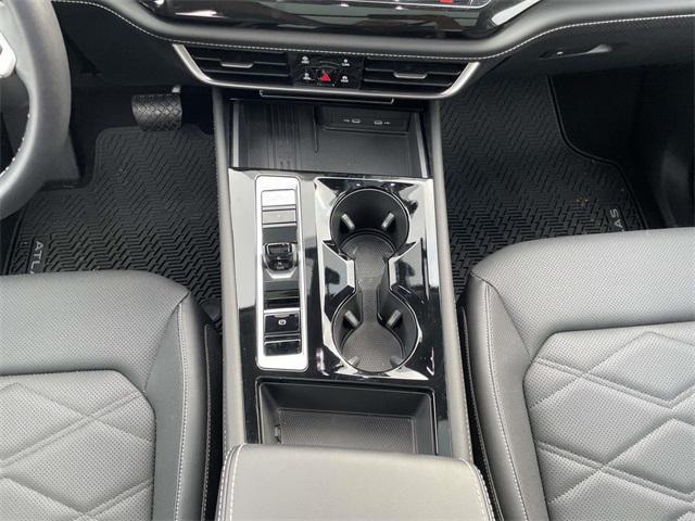 Photo of 2025 Mountain Lake Blue Metallic Volkswagen Atlas