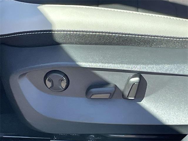 Photo of 2025 Silver Volkswagen Taos