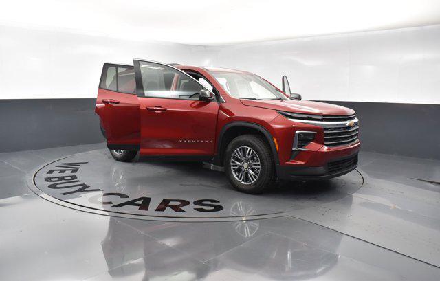 Photo of 2025 Radiant Red Tintcoat Chevrolet Traverse