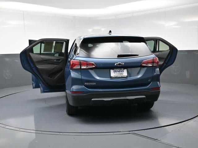Photo of 2024 Lakeshore Blue Metallic Chevrolet Equinox
