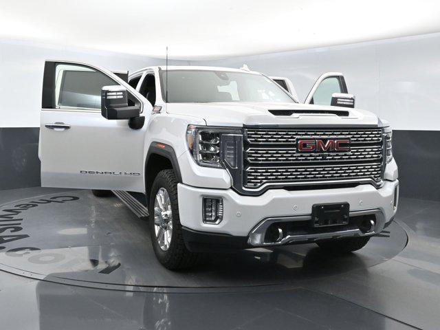 Photo of 2021 White Frost Tricoat GMC Sierra 2500