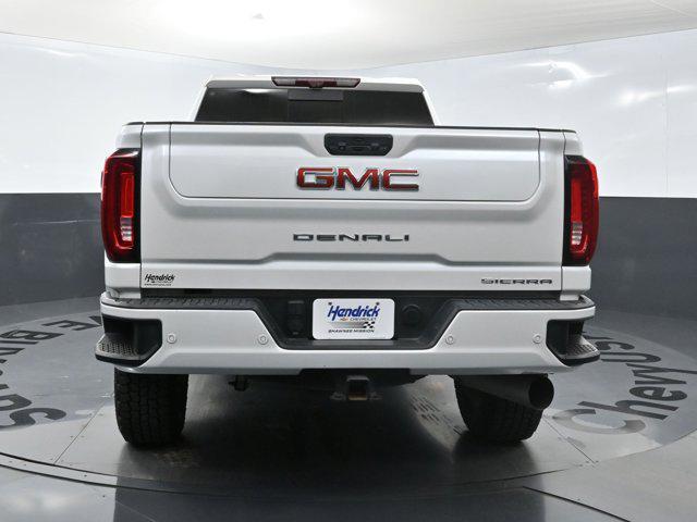 Photo of 2021 White Frost Tricoat GMC Sierra 2500