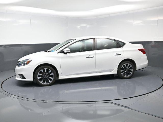 Photo of 2017 Aspen White Nissan Sentra