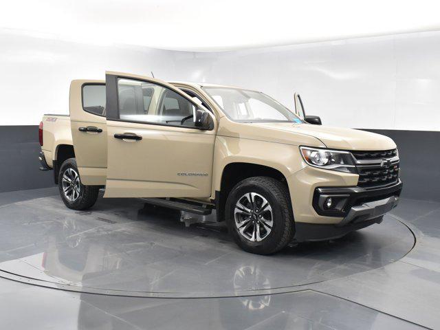 Photo of 2021 Sand Dune Metallic Chevrolet Colorado