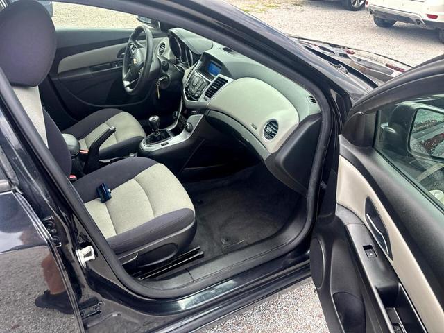Photo of 2013 Charcoal Chevrolet Cruze