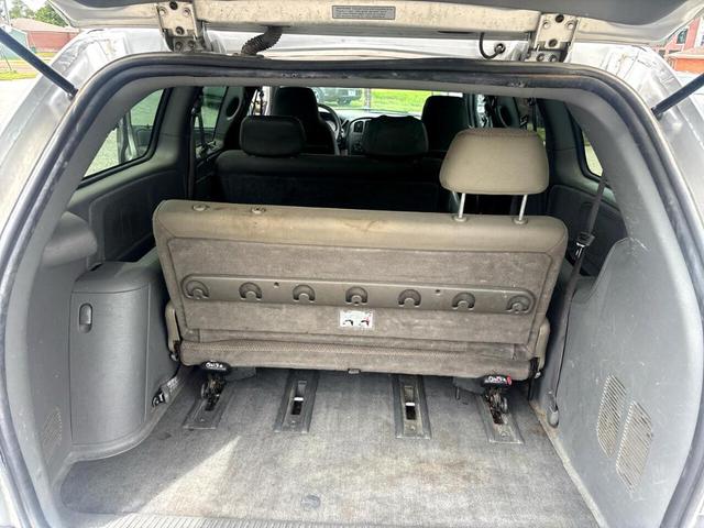 Photo of 2005 Silver Dodge Grand Caravan