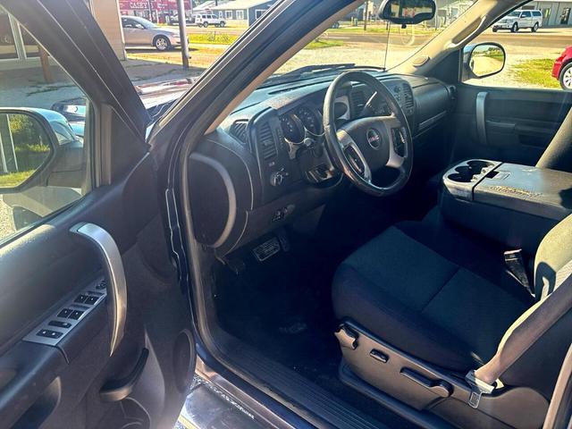 Photo of 2012 Dark Blue GMC Sierra 1500
