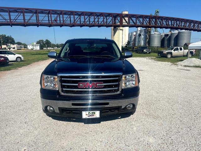 Photo of 2012 Dark Blue GMC Sierra 1500