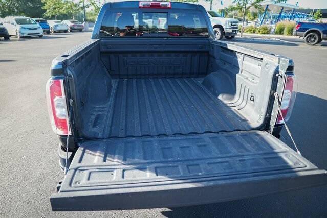 Photo of 2017 Charcoal GMC Canyon
