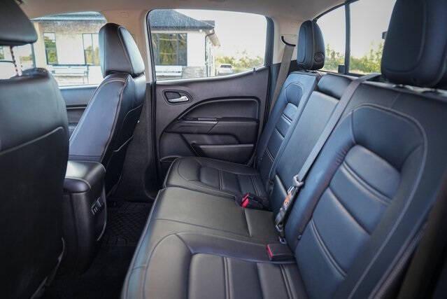 Photo of 2017 Charcoal GMC Canyon
