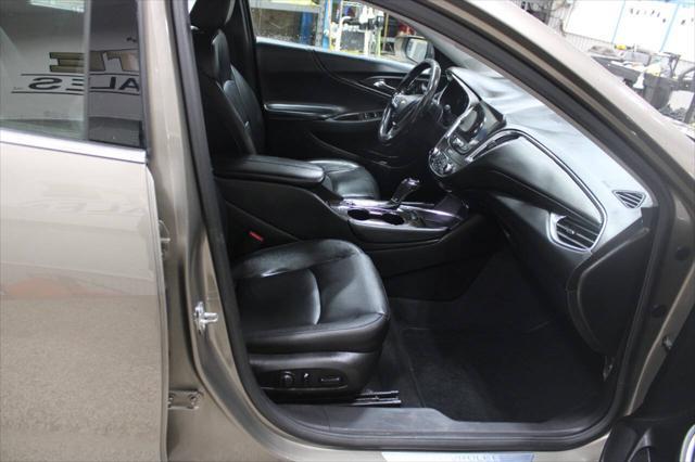 Photo of 2020 Bronze Chevrolet Malibu