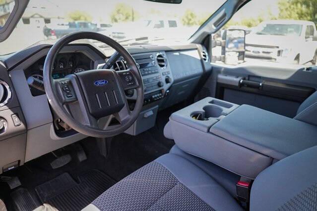 Photo of 2016 Gray Ford F-250