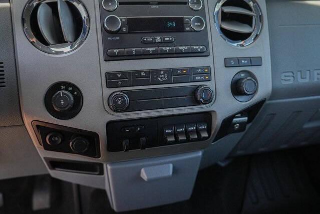 Photo of 2016 Gray Ford F-250