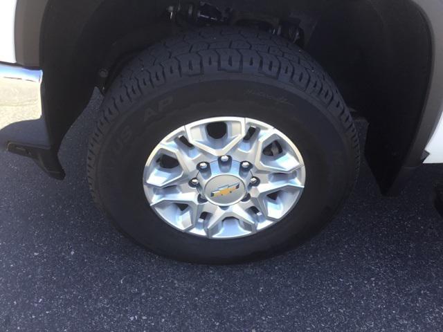 Photo of 2023 Summit White Chevrolet Silverado 3500